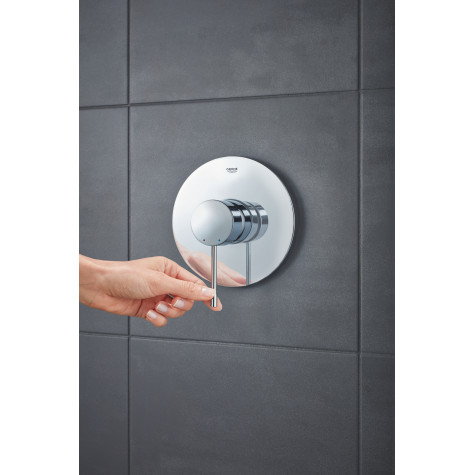 Змішувач прихованого монтажу для 1 споживача Grohe Essence New (24057001)