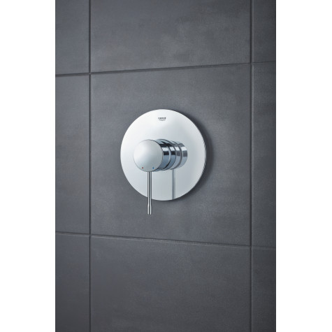 Змішувач прихованого монтажу для 1 споживача Grohe Essence New (24057001)